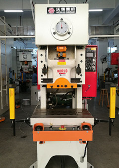 Application of safety grating on pneumatic punch bed