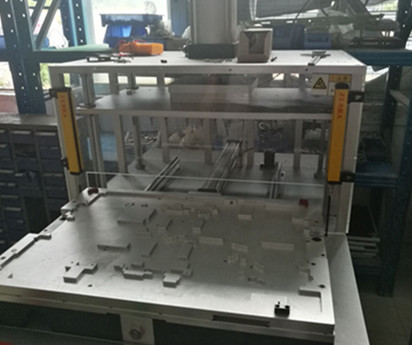 Application of security grating in beer machine